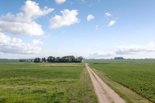 12406 Highway 212, Glencoe, MN 55336