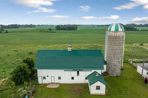 12406 Highway 212, Glencoe, MN 55336