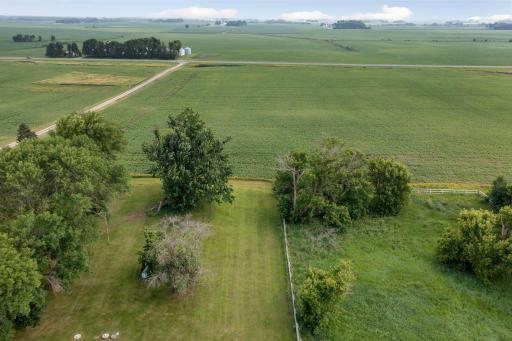 12406 Highway 212, Glencoe, MN 55336