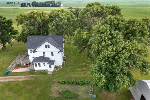 12406 Highway 212, Glencoe, MN 55336