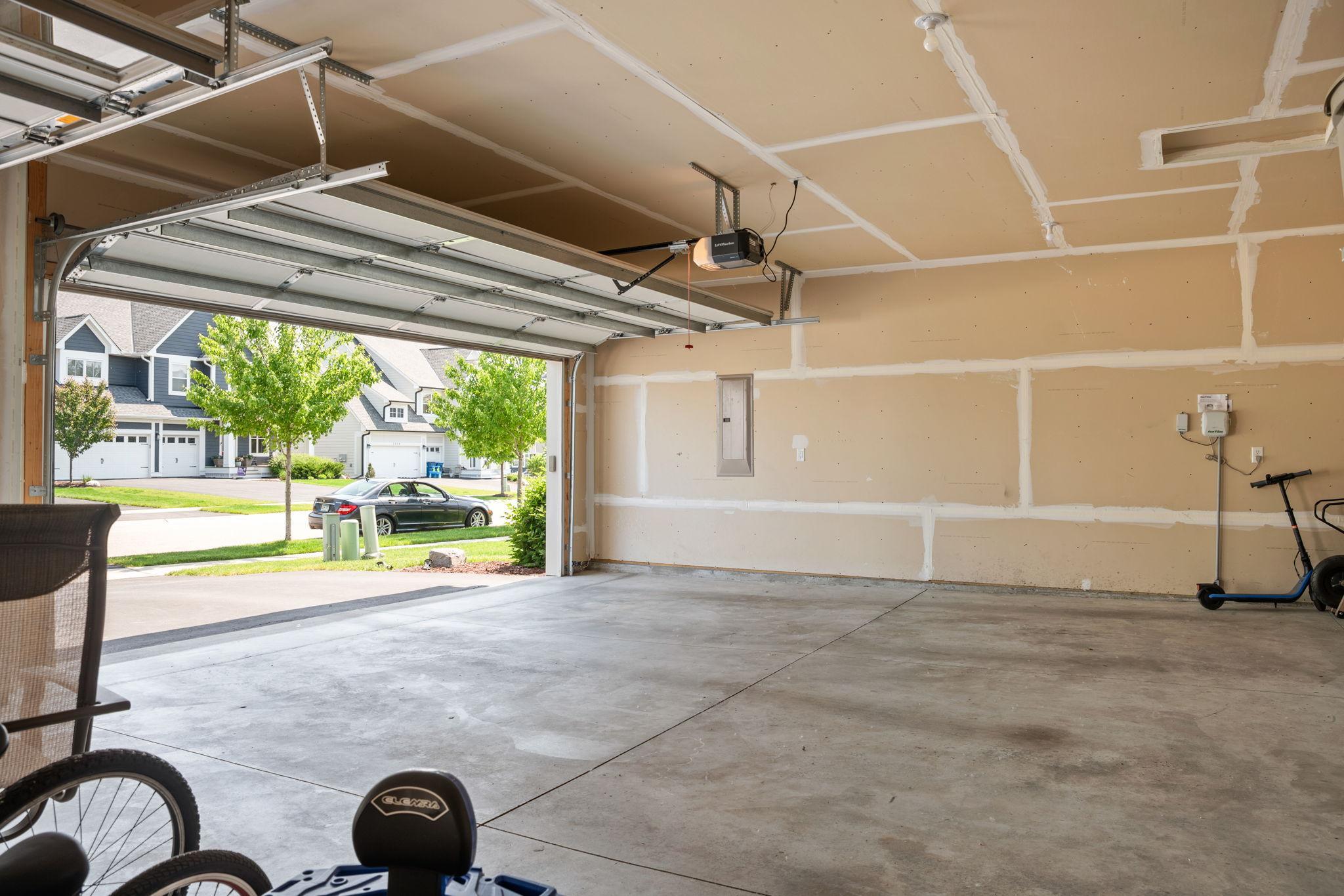 3-car garage