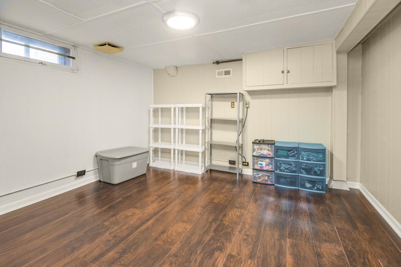 Lower level room, plenty of storage