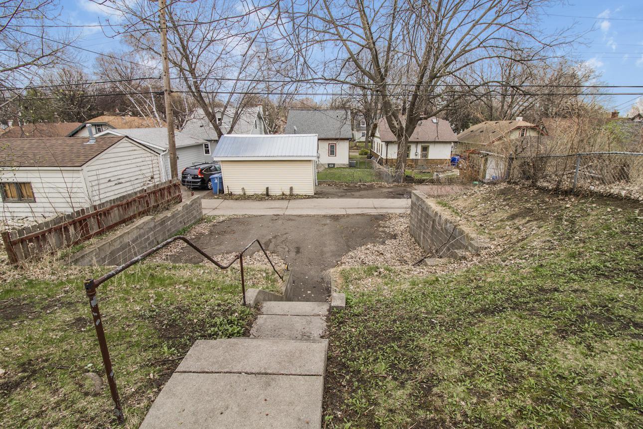 off street parking in the rear yard