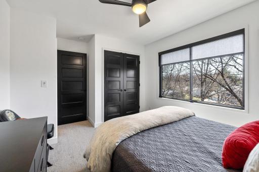 6827 Kingston Circle N, Minneapolis, MN 55427