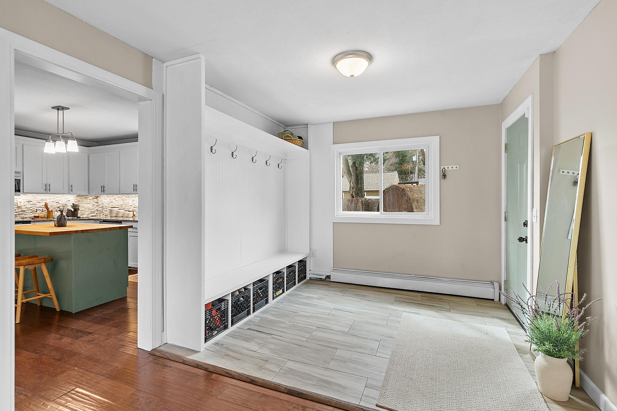 Built-in area for storing backpacks, work bags, shoes and more!