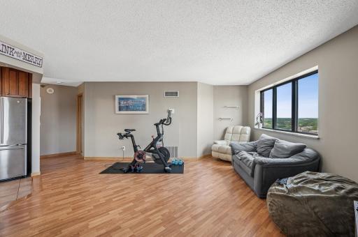 78 10th St E #2901 13.jpg