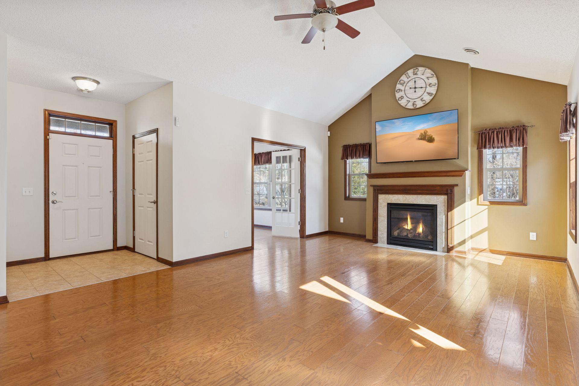 24098 Rivers Edge Road - Spacecrafting - 0007.jpg