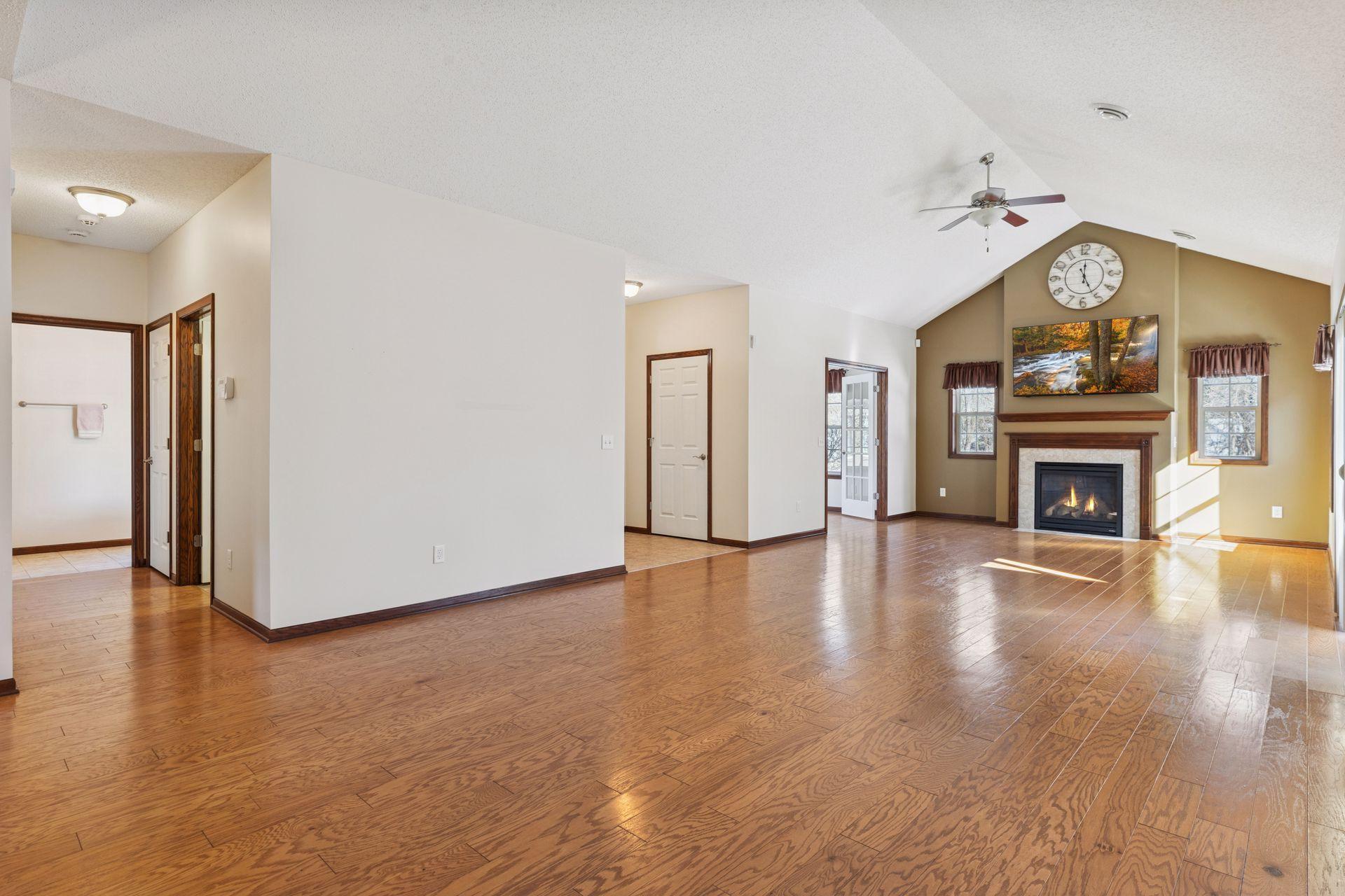 24098 Rivers Edge Road - Spacecrafting - 0023.jpg