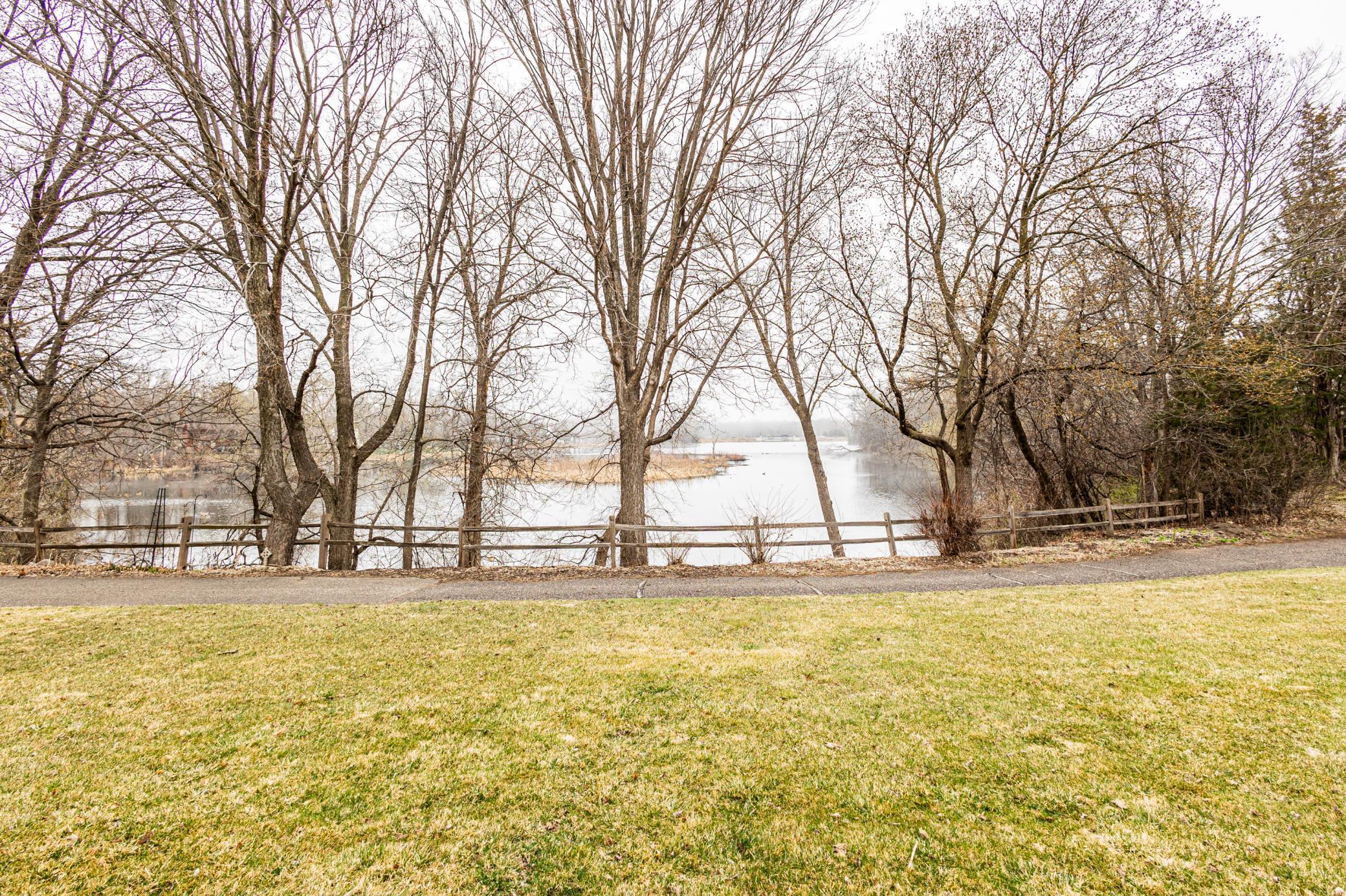 Beautiful views on a fantastic lot!