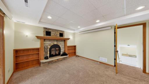 213 River Court NE, Rochester, MN 55906