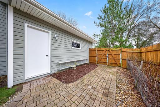 213 River Court NE, Rochester, MN 55906
