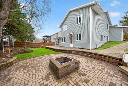 213 River Court NE, Rochester, MN 55906