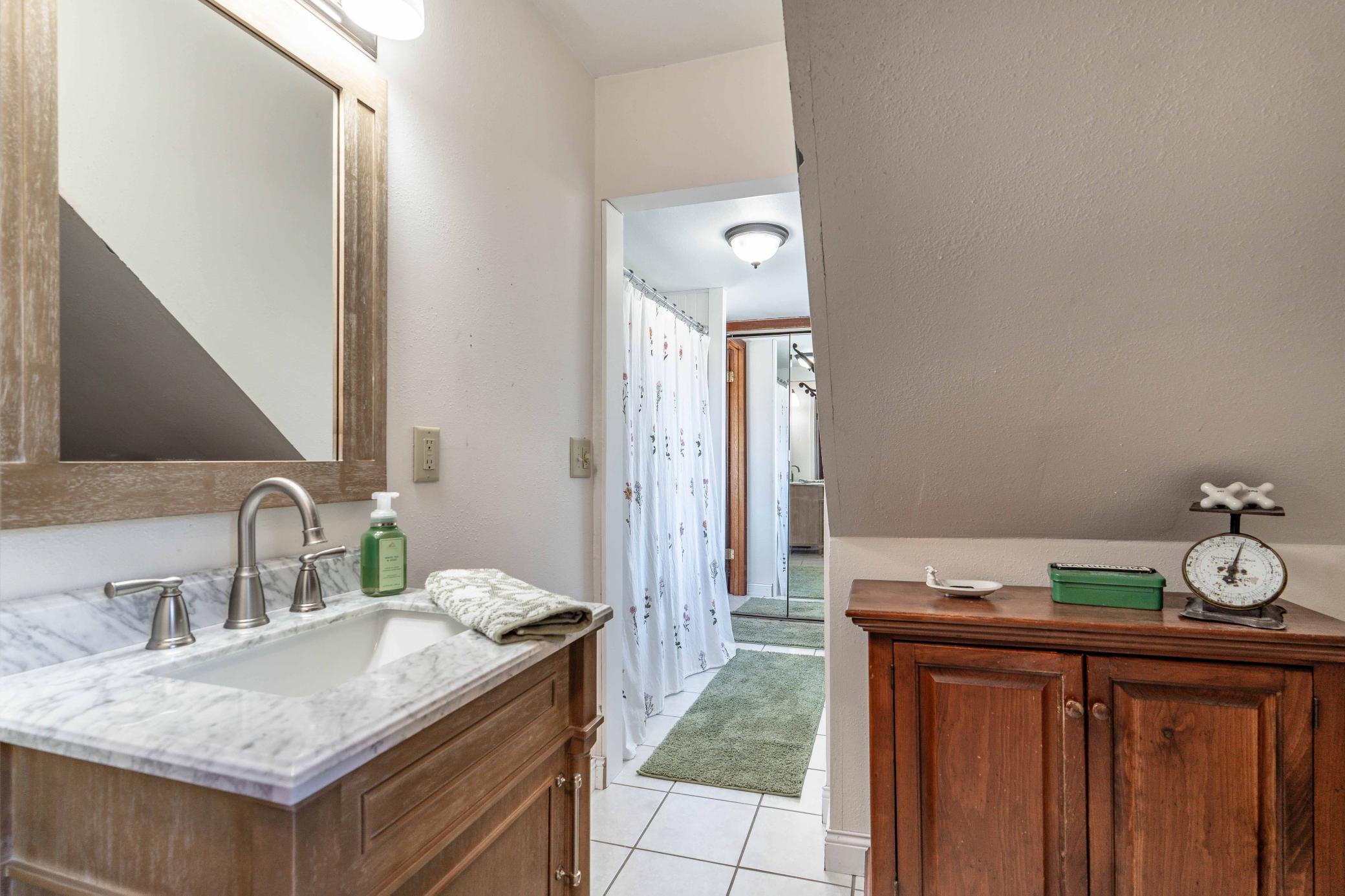 Upper bathroom