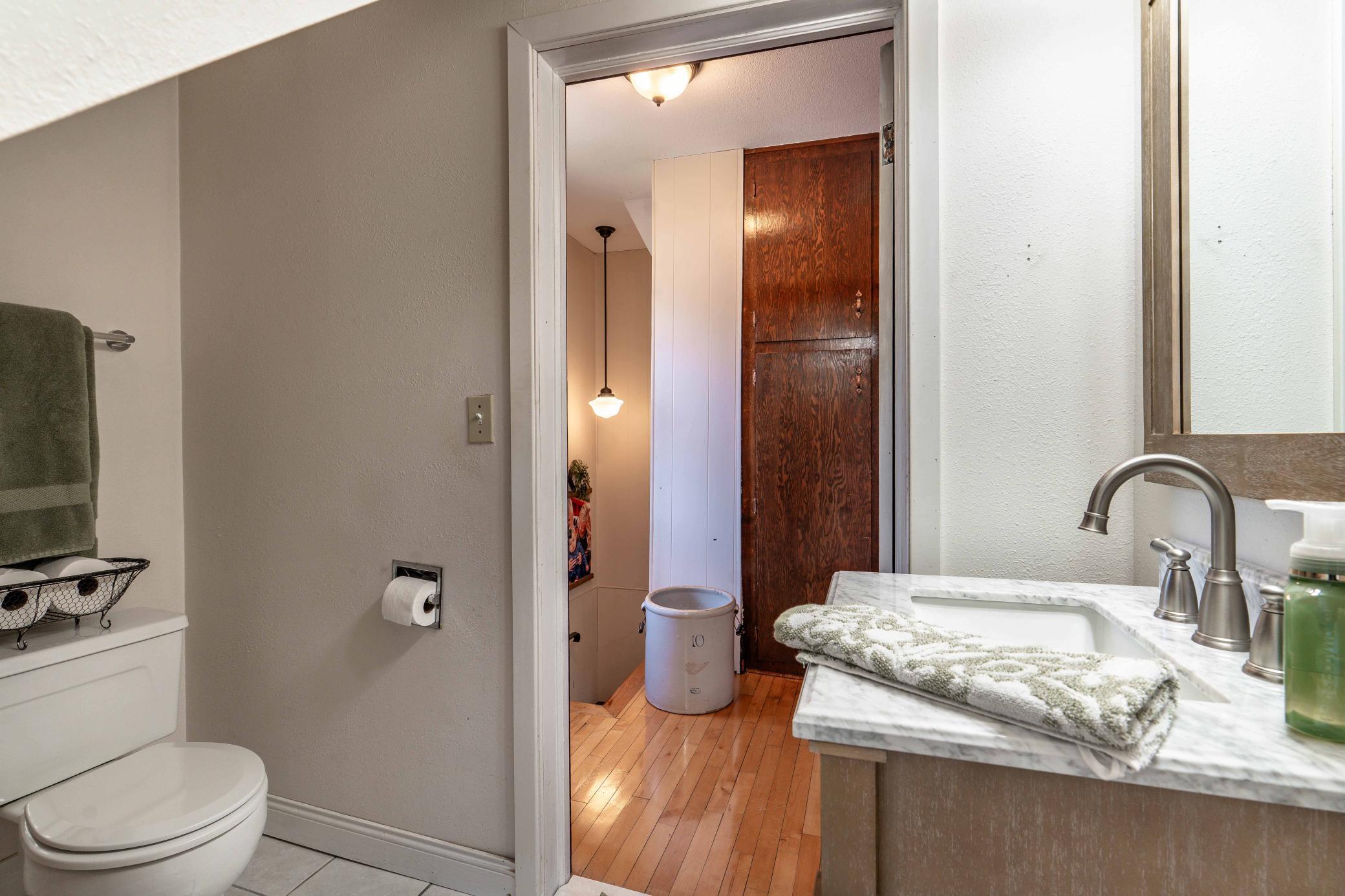 Upper bathroom