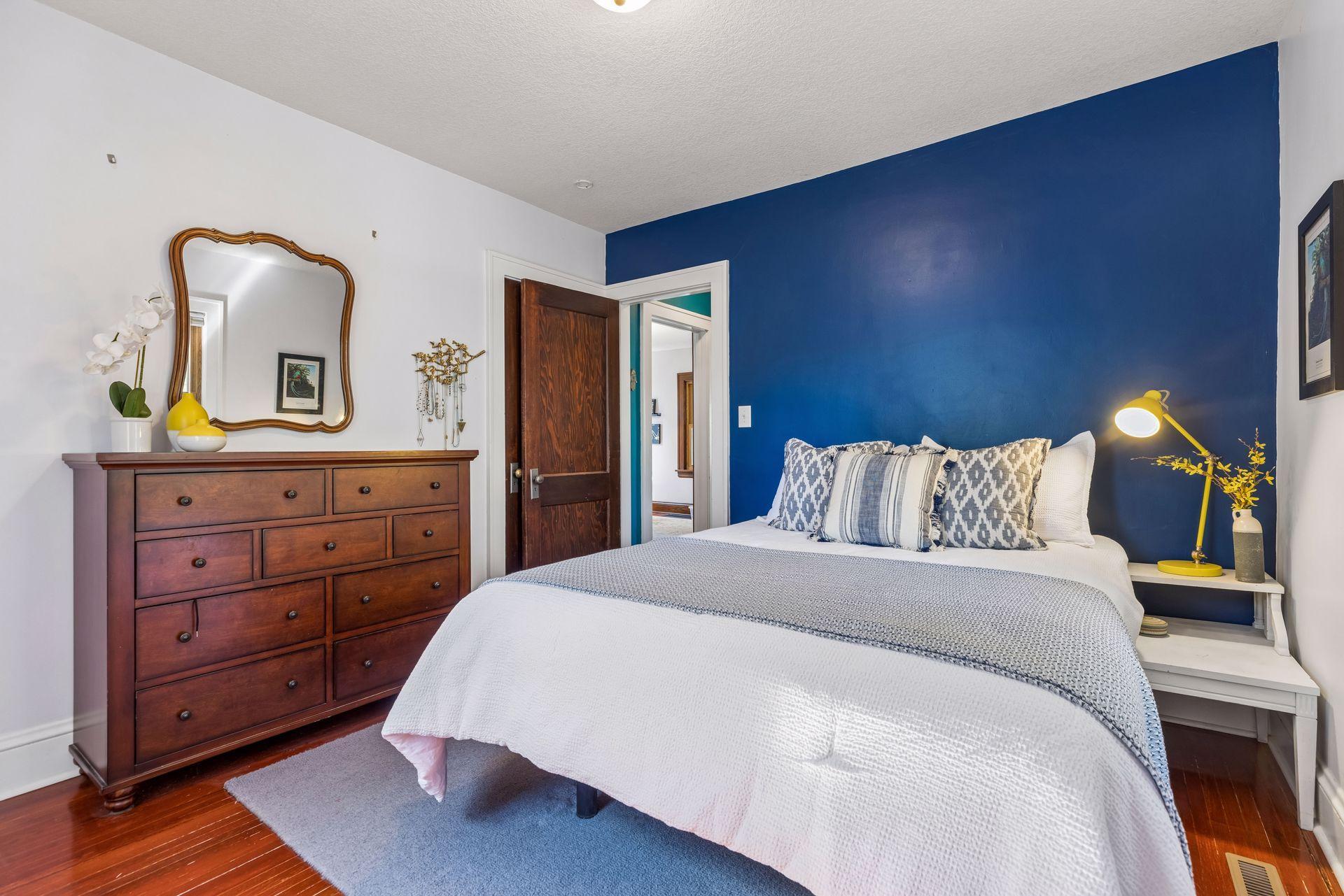 4547 14th Avenue South - The HoM Group - 0015.jpg