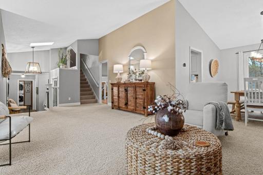 17730 Kettering Trail, Lakeville, MN 55044