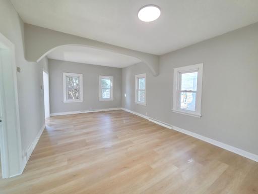 712 Maple Street W, Stillwater, MN 55082