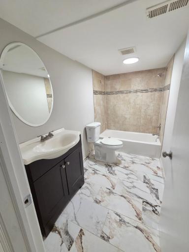 712 Maple Street W, Stillwater, MN 55082
