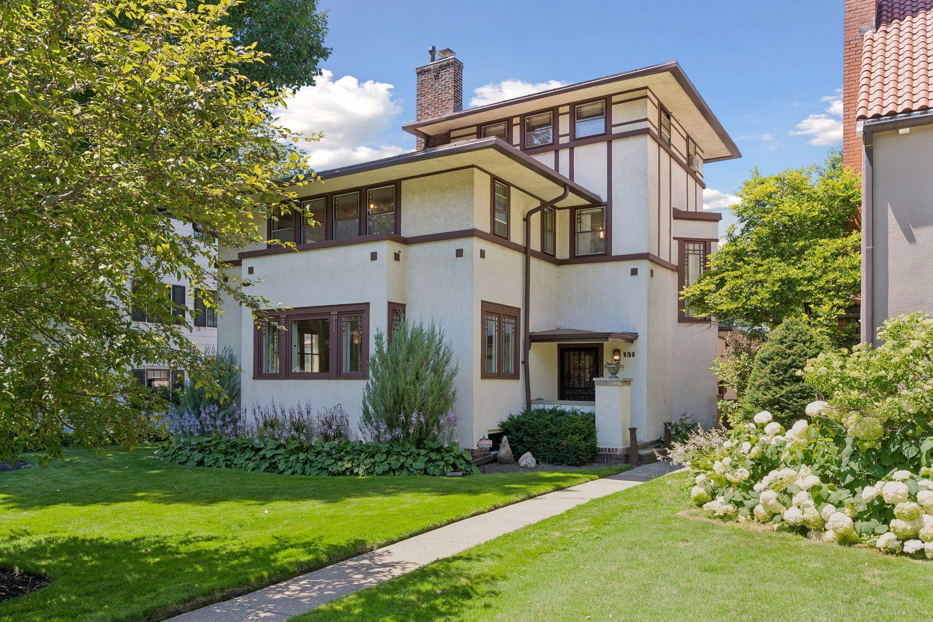 Welcome to 151 Woodlawn Avenue in Saint Paul!