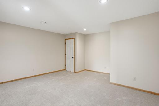 5792 Prairie Ridge Drive, 182, Shoreview, MN 55126