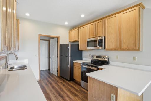 5792 Prairie Ridge Drive, 182, Shoreview, MN 55126