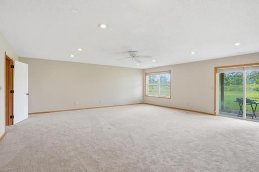 5792 Prairie Ridge Drive, 182, Shoreview, MN 55126