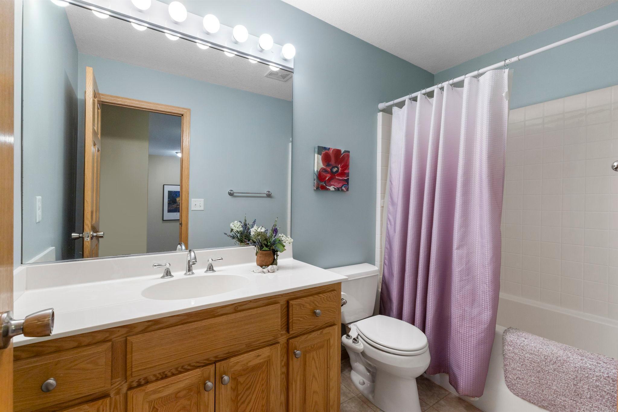 Shared bath 1080 82nd st E.jpg