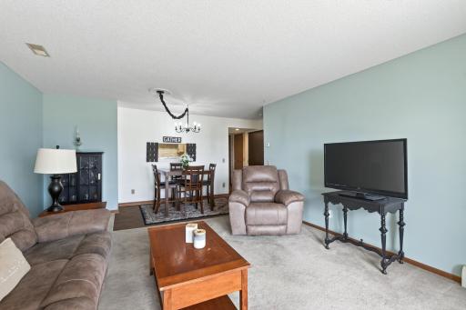 14575 Burma Avenue W, 304, Rosemount, MN 55068