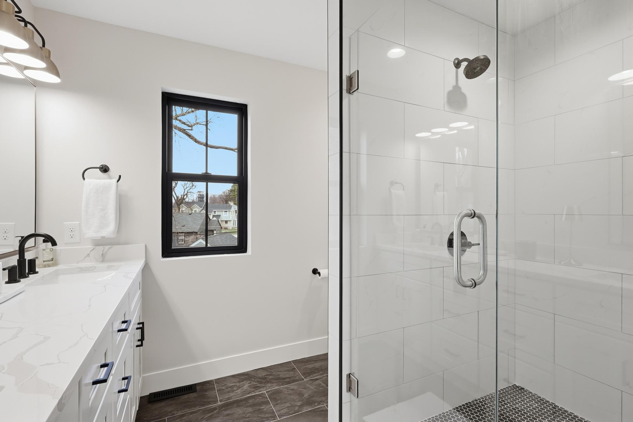 Primary glass surround shower