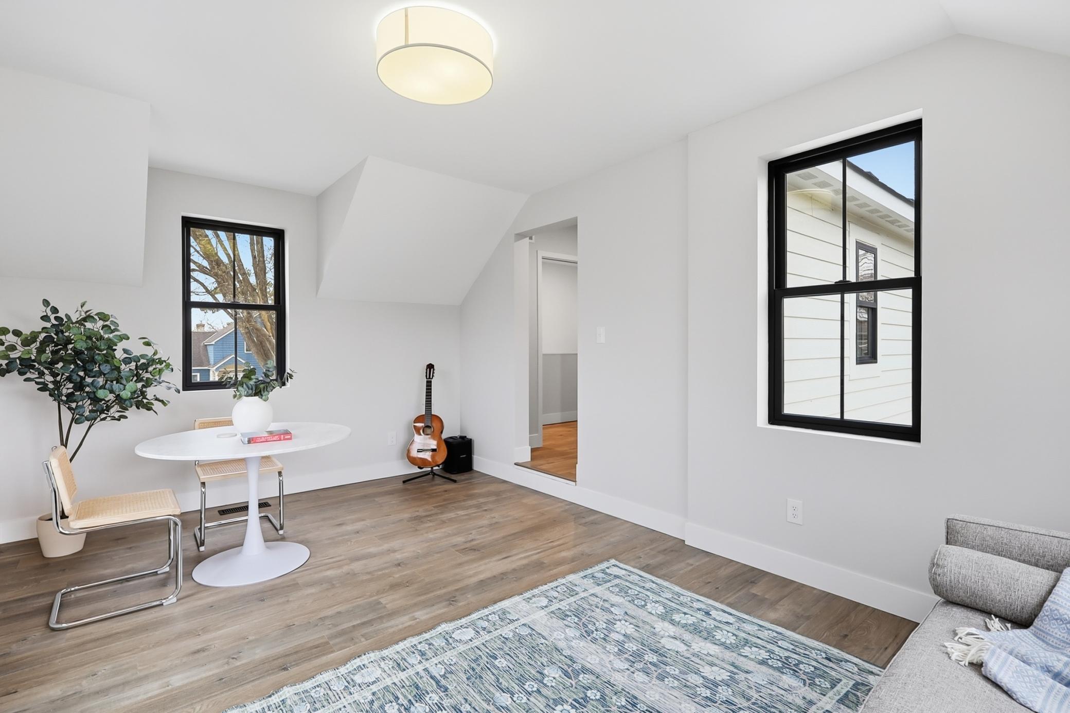 Upper level Sunroom. Endless possibilities!