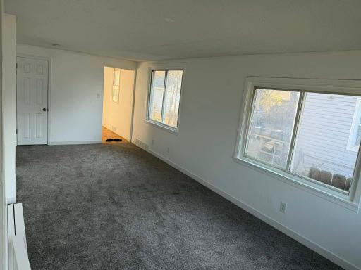 351 Maryland Avenue E, Saint Paul, MN 55130