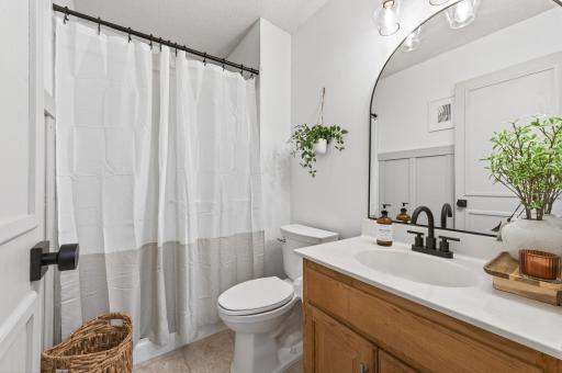 3816 93rd Avenue N, Brooklyn Park, MN 55443