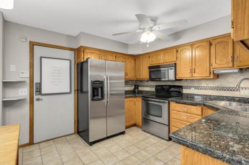 2716 River Woods Lane, Burnsville, MN 55337