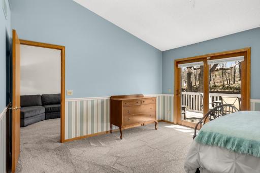 2716 River Woods Lane, Burnsville, MN 55337