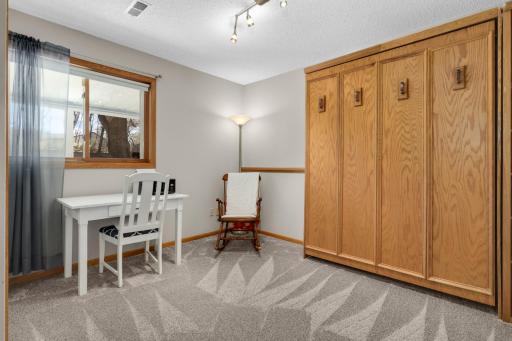 2716 River Woods Lane, Burnsville, MN 55337