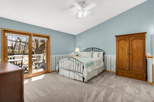 2716 River Woods Lane, Burnsville, MN 55337