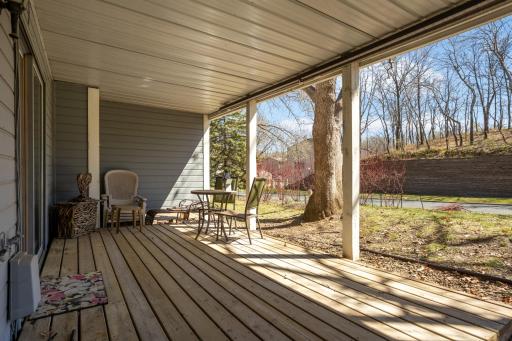 2716 River Woods Lane, Burnsville, MN 55337