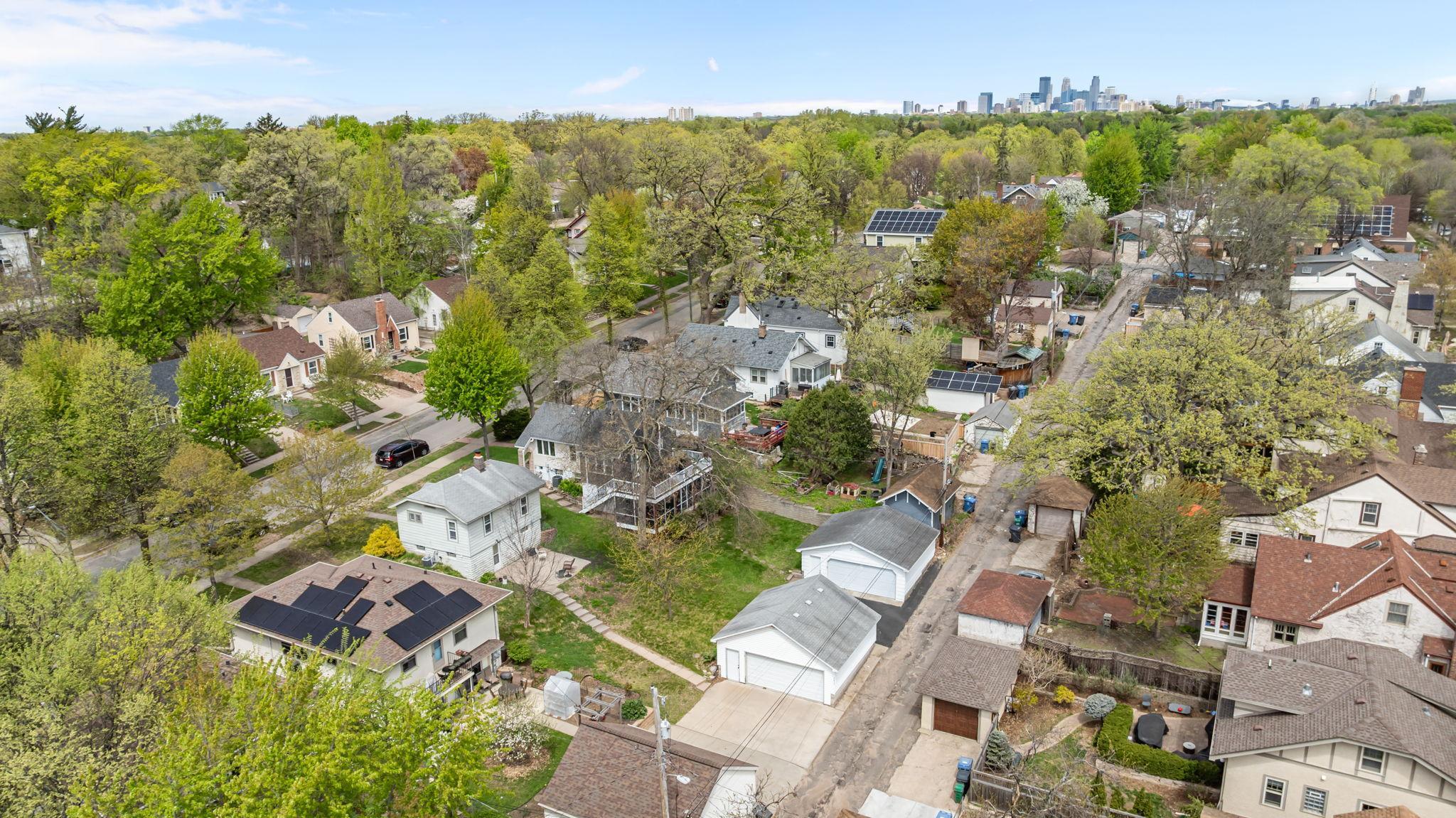 Prime south Mpls lociation.