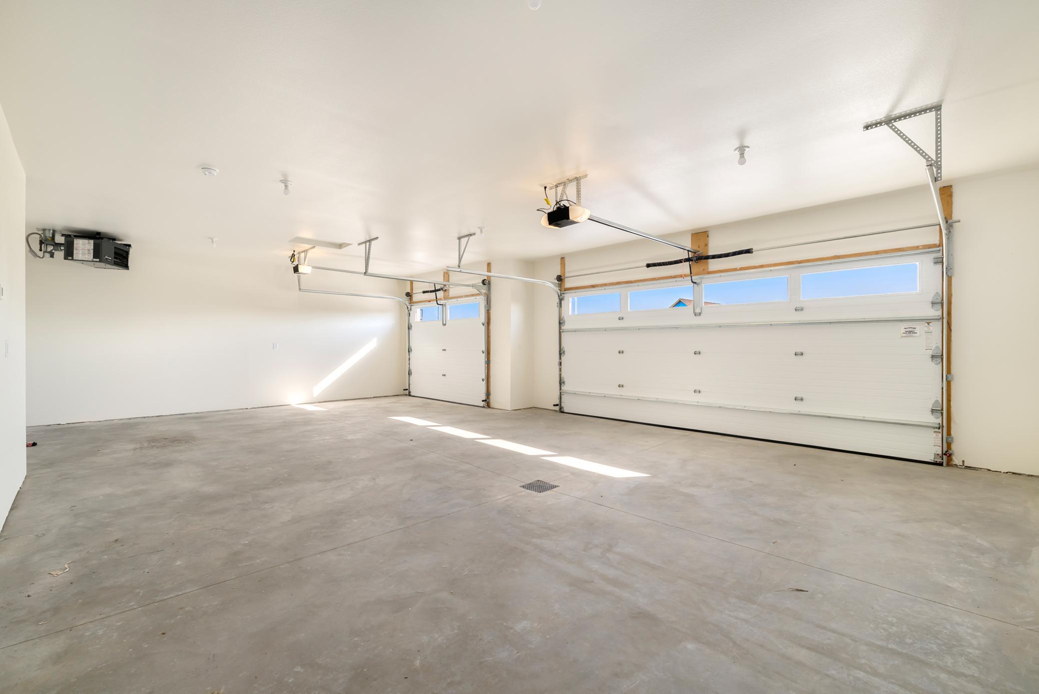 23 Previous model - 3-stall.jpg