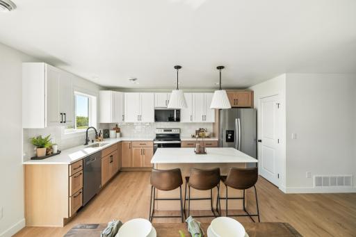 6252 85th Avenue S, Horace, ND 58047