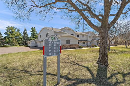 11111 Drake Street NW, Coon Rapids, MN 55433