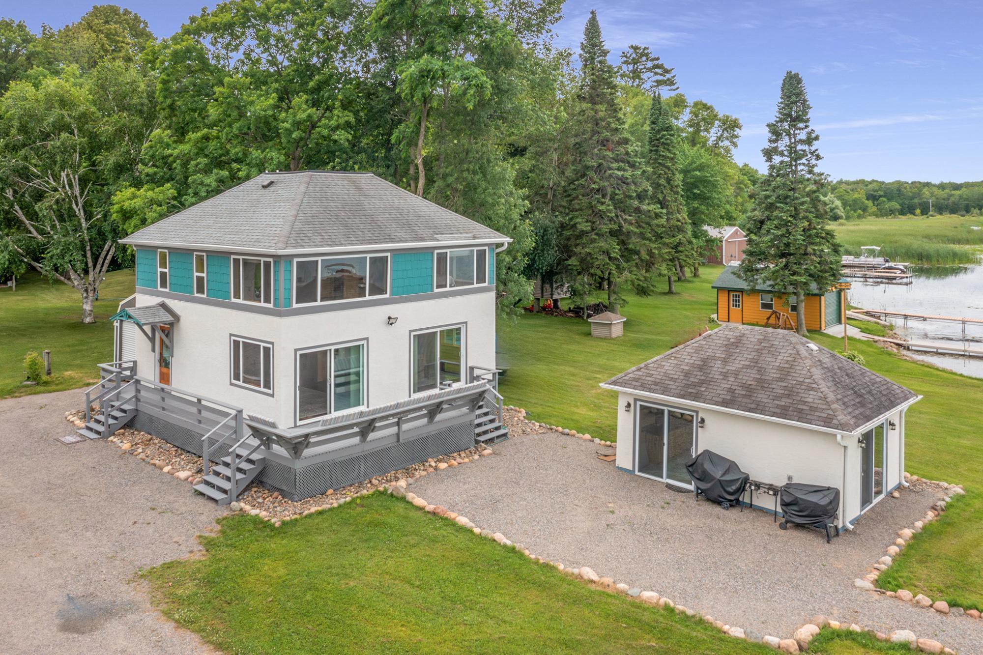 Large wrap around deck