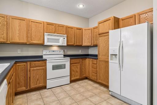 3200 Juniper Circle, D, Woodbury, MN 55125