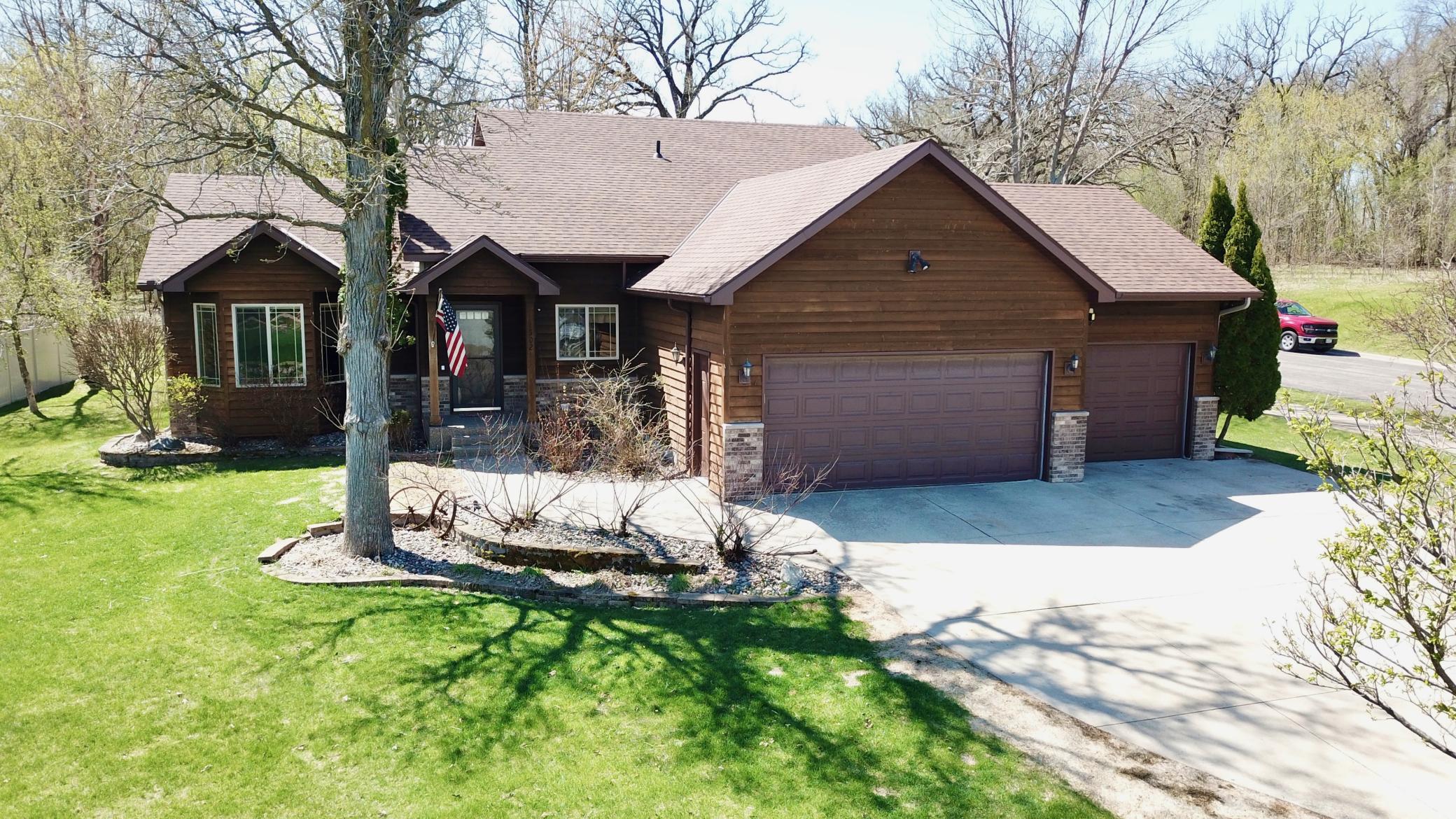 Dave - Sartell Corner Lot - 62.jpeg