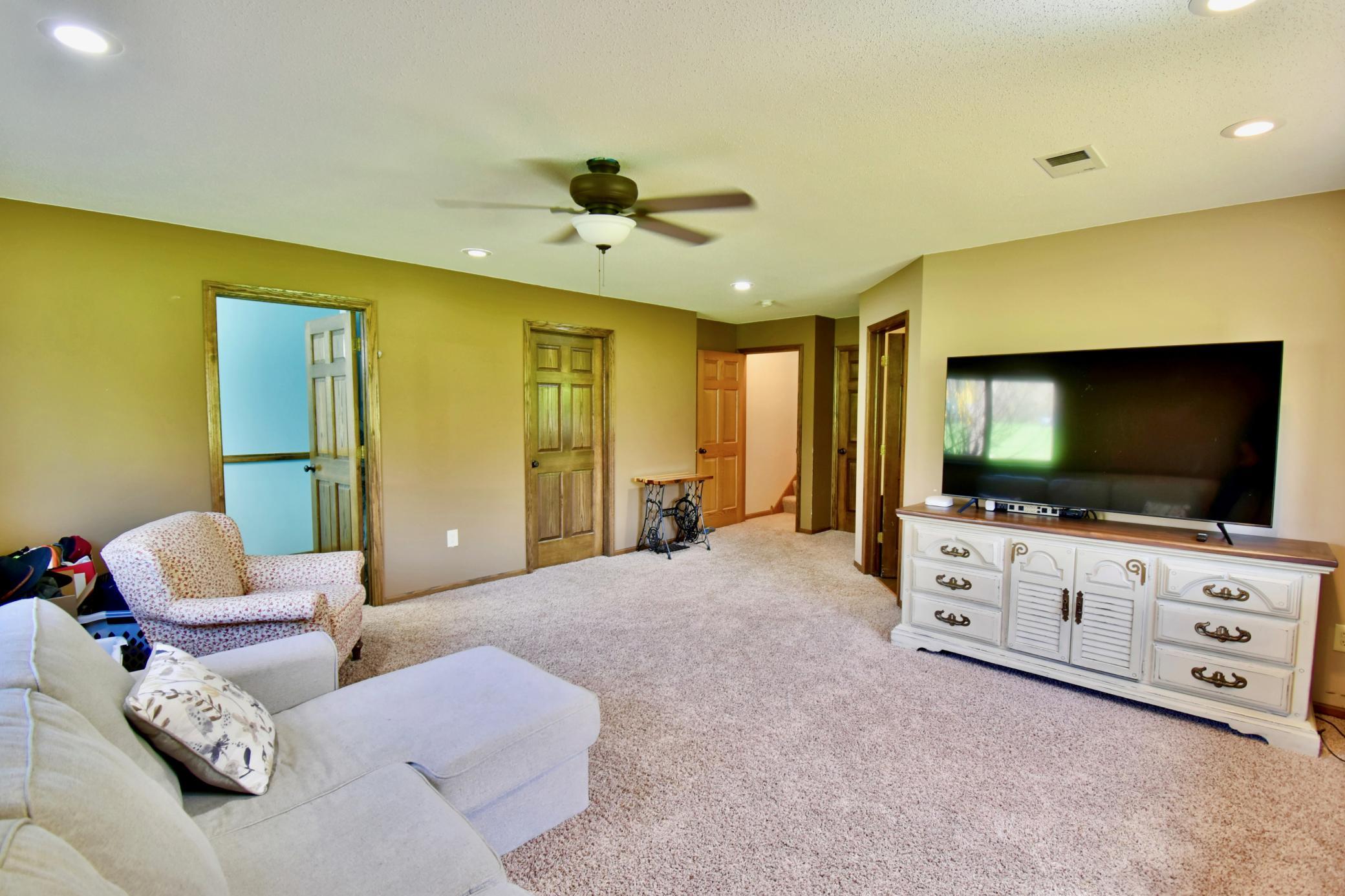 Dave - Sartell Corner Lot - 36.jpeg