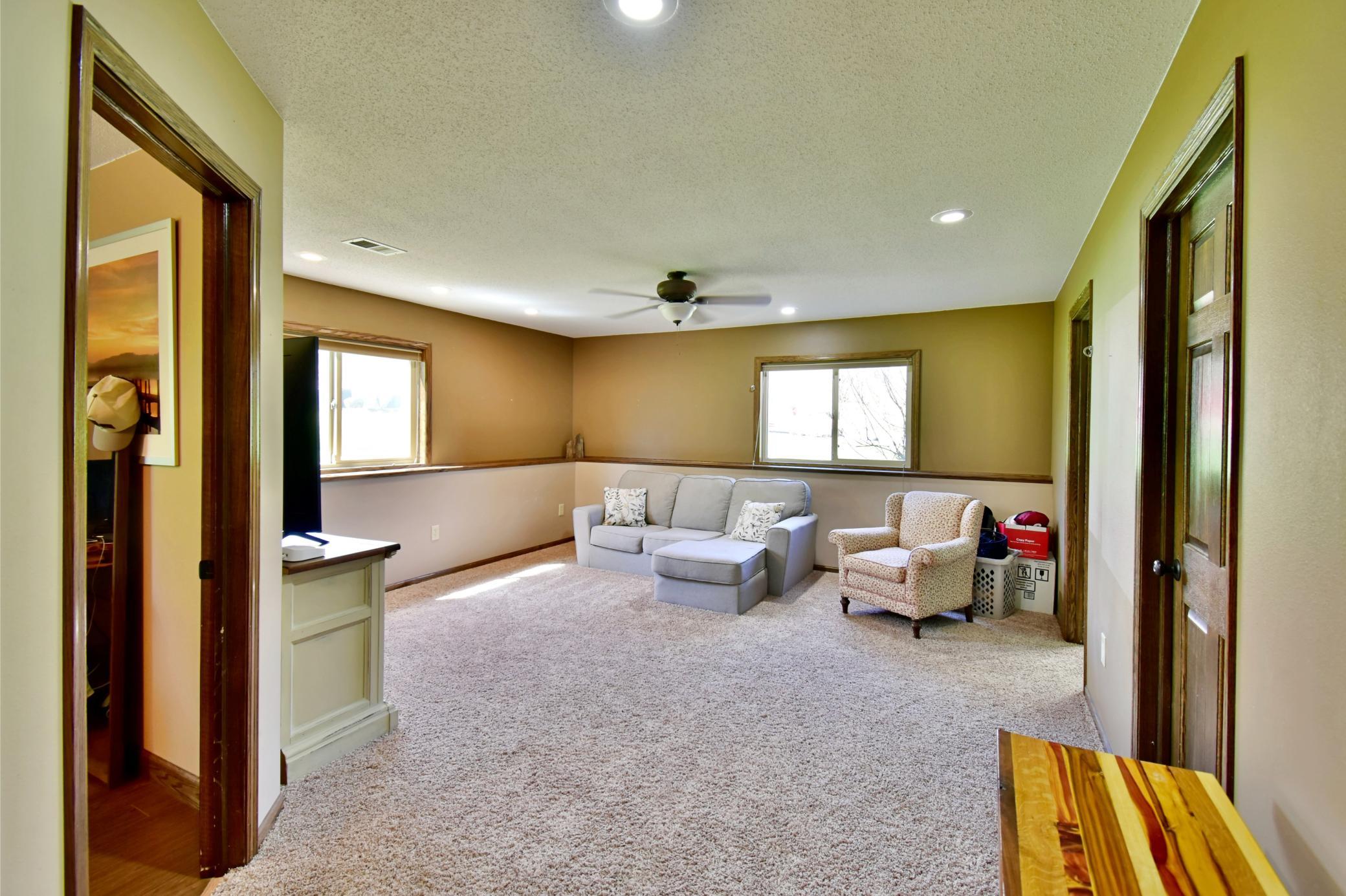 Dave - Sartell Corner Lot - 32.jpeg