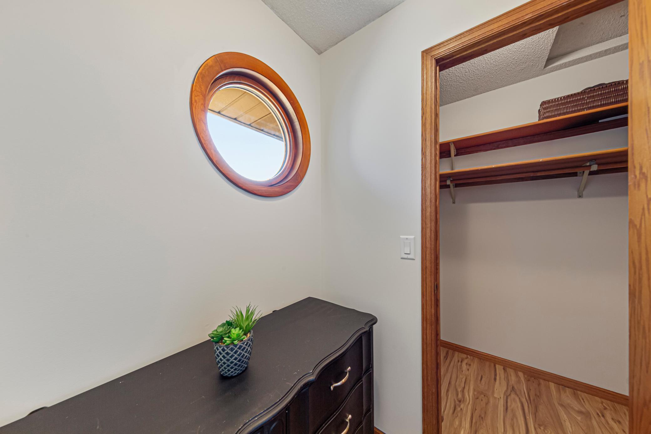 Upper Level Bedroom2.jpg