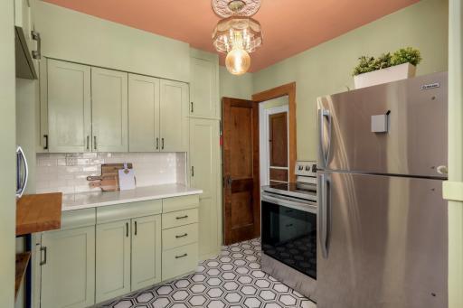 3635 Sheridan Avenue N, Minneapolis, MN 55412