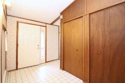 14873 Pixie Point Circle SE, Prior Lake, MN 55372