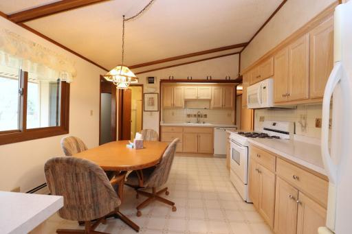 14873 Pixie Point Circle SE, Prior Lake, MN 55372